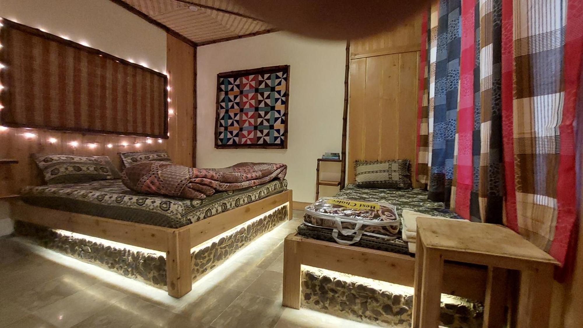 Khana Badosh Resort Kalam Luaran gambar